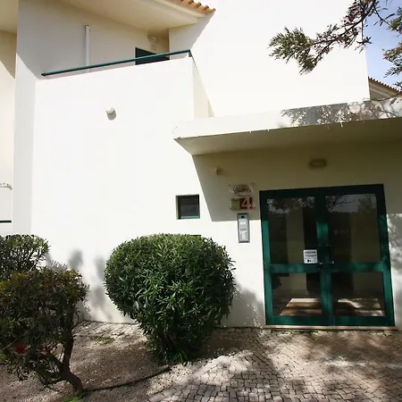Appartamento Urbanizacao Alto Dos Calicos *