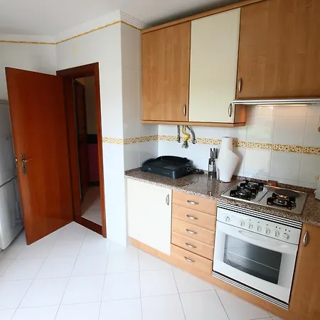 Urbanizacao Alto Dos Calicos * Αλμπουφέιρα